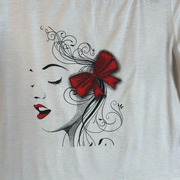 SHEIN Women’s Graphic Tee Bow Face Off Shoulder Casual Top Size Small - Picture 7 of 12